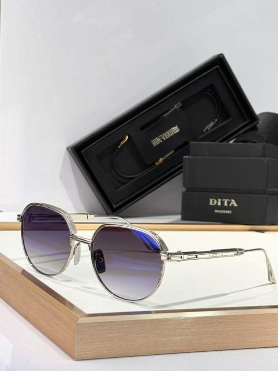 Picture of Dita Sunglasses _SKUfw70684049fw
